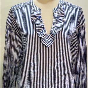 🌺🌺Gap Striped Long Sleeve Ruffle V Shirt 🌺🌺